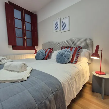 R2R - Apartamento En El Centro De Gijon - 1A140 Gijon