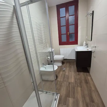 R2R - Apartamento En El Centro De Gijon - 1A140