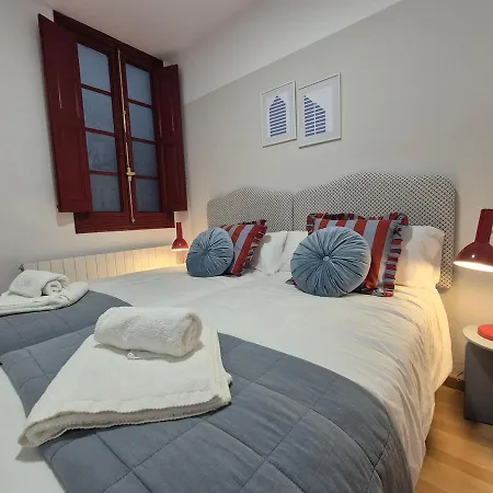 R2R - Apartamento En El Centro De Gijon - 1A140 * Gijon