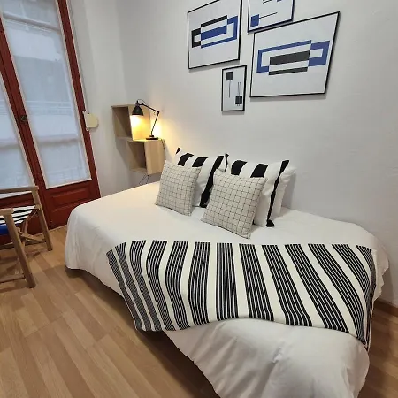 Apartment R2R - Apartamento En El Centro De Gijon - 1A140