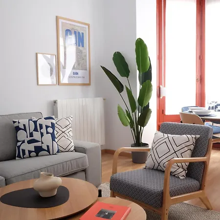 Apartment R2R - Apartamento En El Centro De Gijon - 1A140