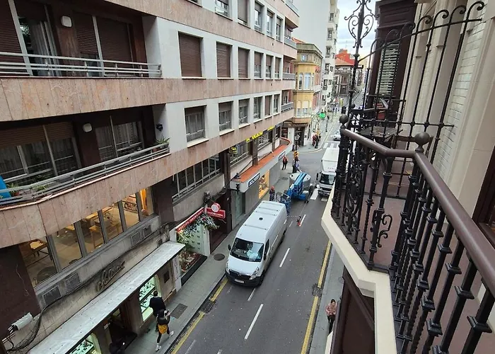 1a140 En El Centro De By R2r Consulting * Хіхон