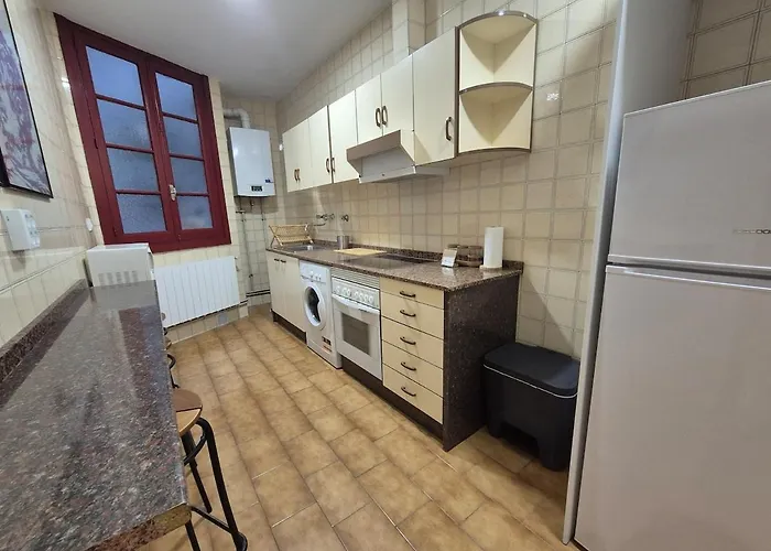 1a140 En El Centro De By R2r Consulting